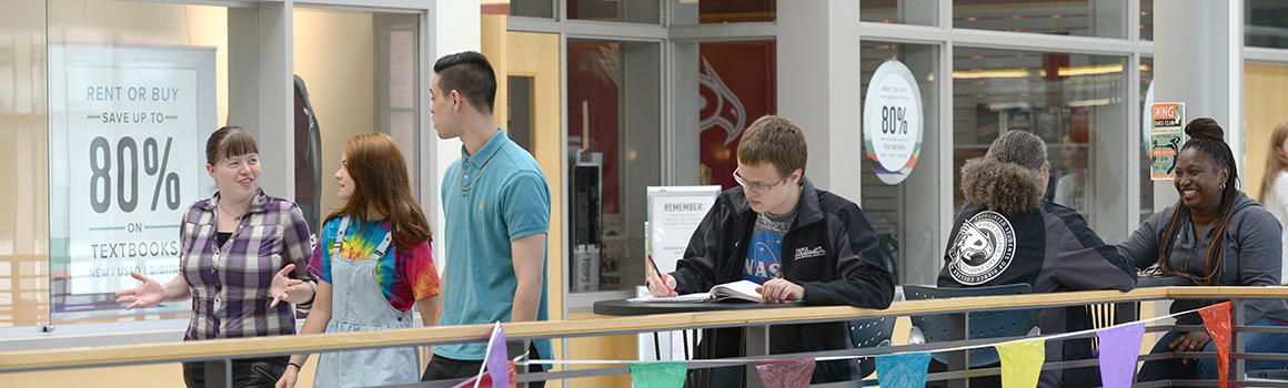 Students walking by Pierce College Puyallup bookstore
